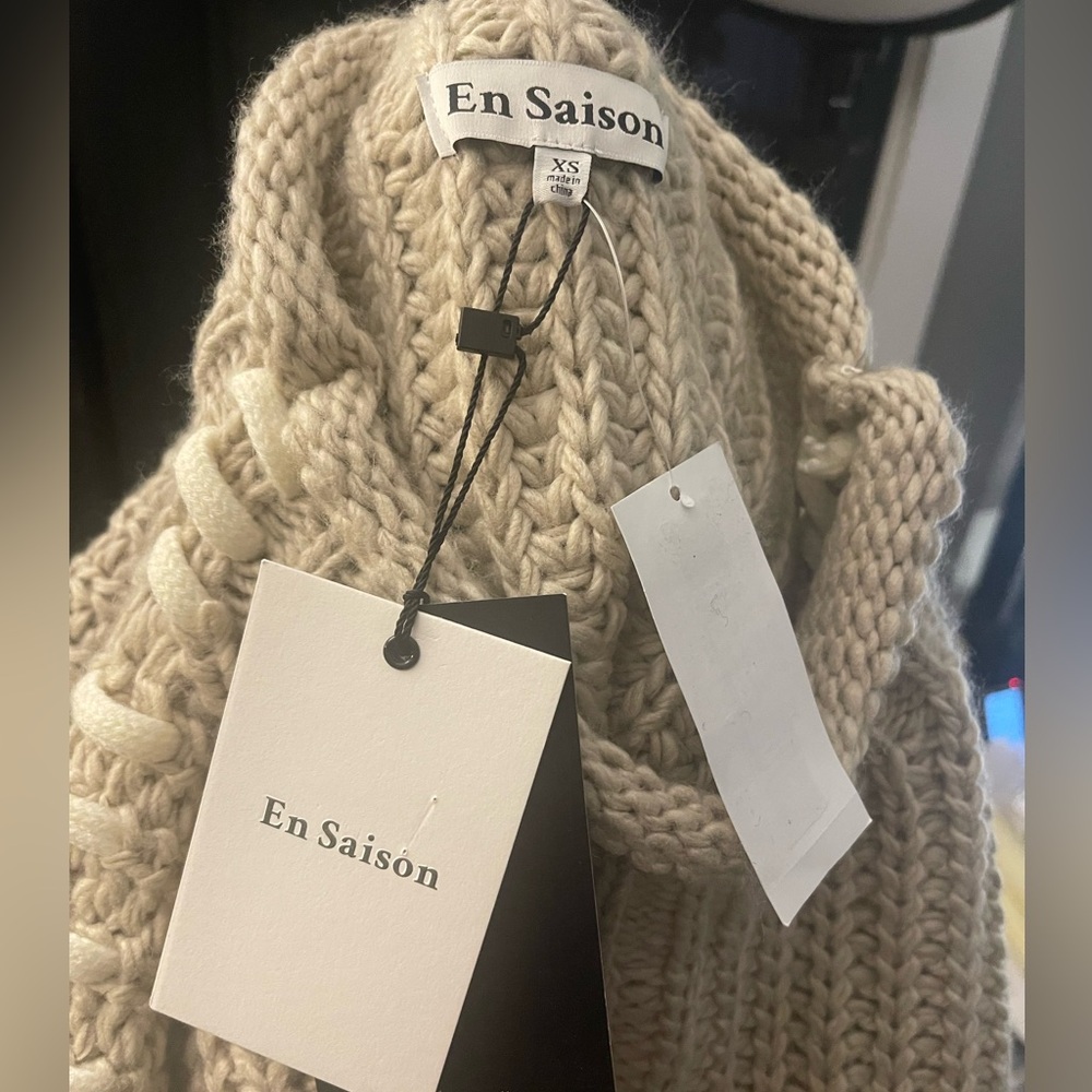 En Saison
NEW Women's Alyza Long-Sleeve Knit Sweater, oversized - Picture 13 of 14